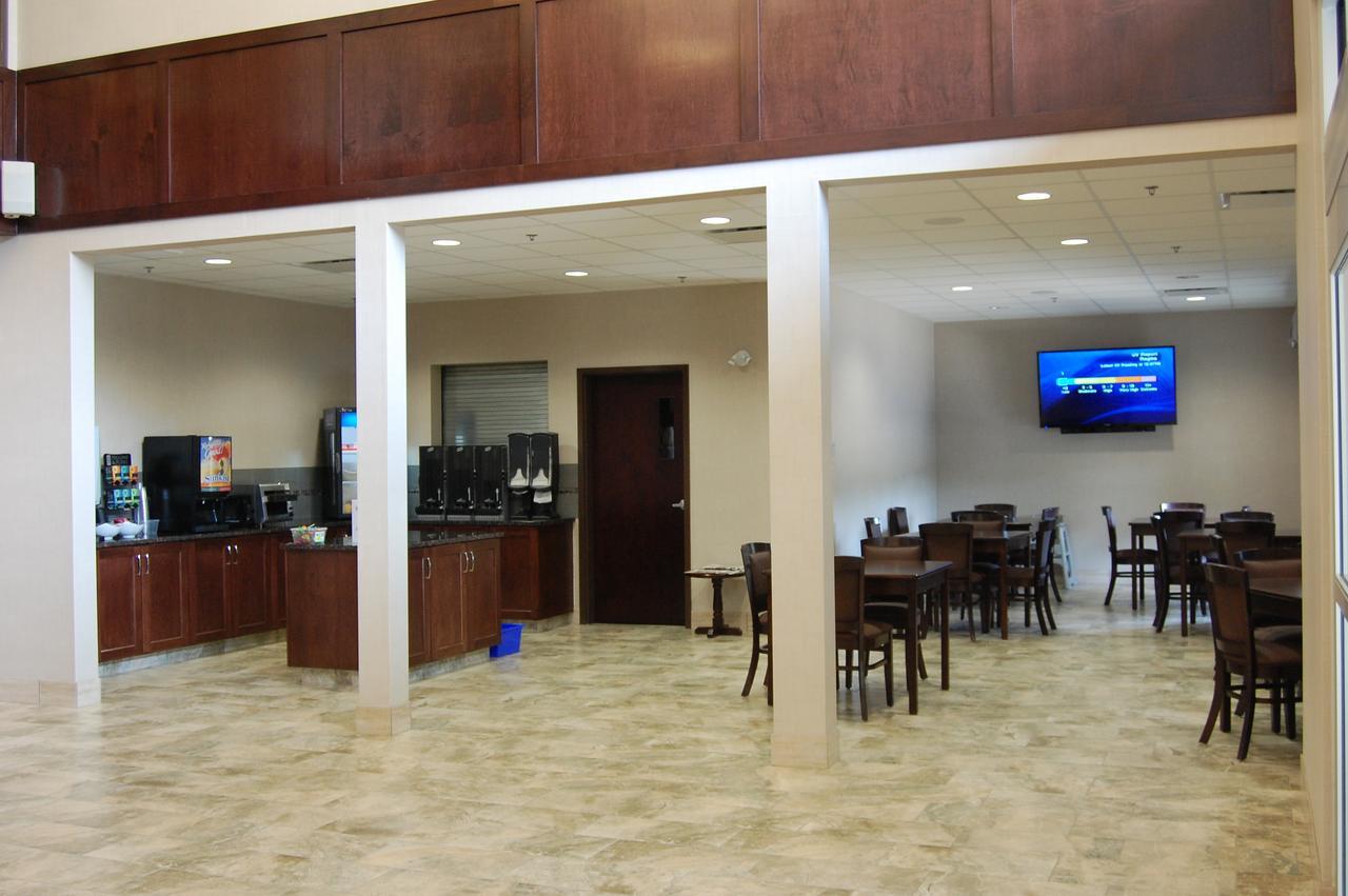 Maple Creek Cobble Creek Lodge מראה חיצוני תמונה